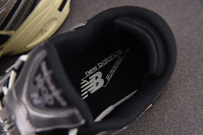 n*ew b*alance copshoe nb-130