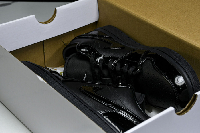 air jordan 1 low “black croc” hj7743-010