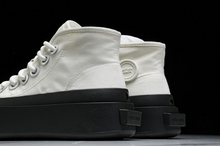 bo*te*ga Ve*ne*ta sneaker copshpe bv-48