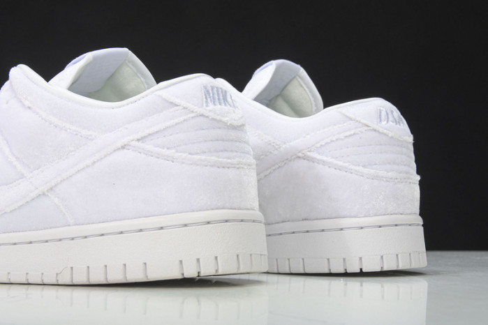 dover street market nike dunk low dh2686-100