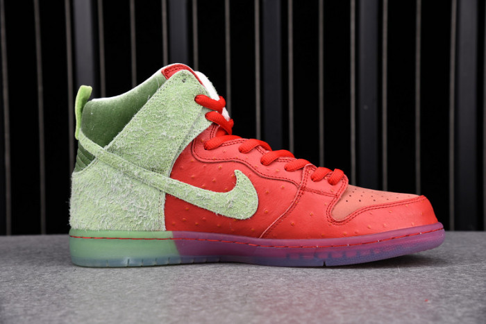 nike sb dunk high strawberry cough - cw7093-600