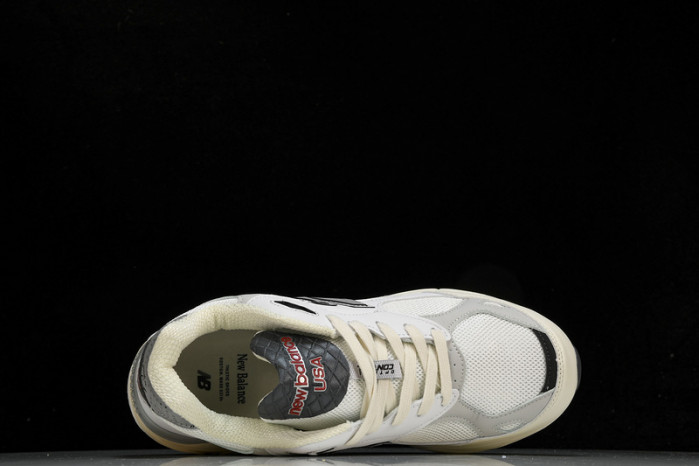 n*ew b*alance copshoe nb-105