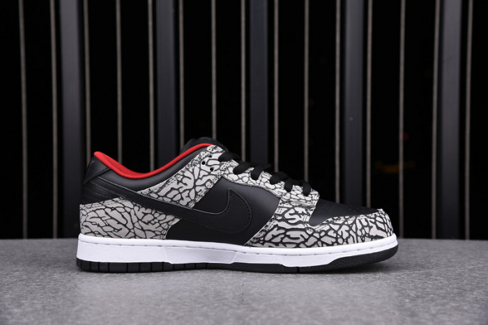 nike dunk sb low s*upre*me black cement 304292-131