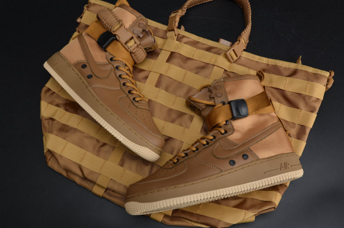 nike wmns sf force 1 “golden beige” 857872-200